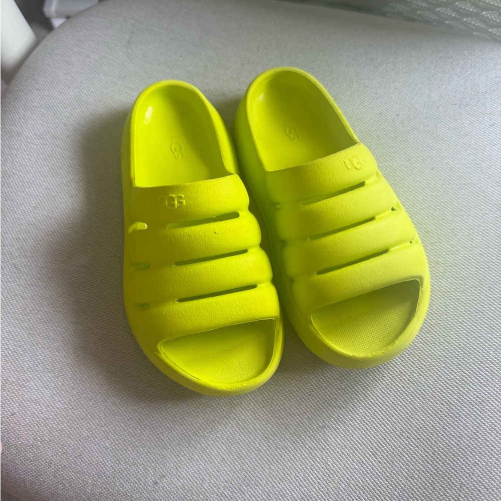 UGG Kids Bright Yellow / Green Slide Sandals, size 2